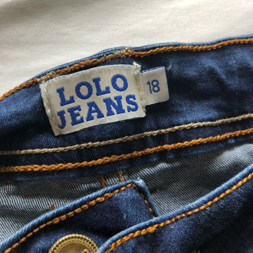 LoLo Ripped Jeans - Picture 3 of 6